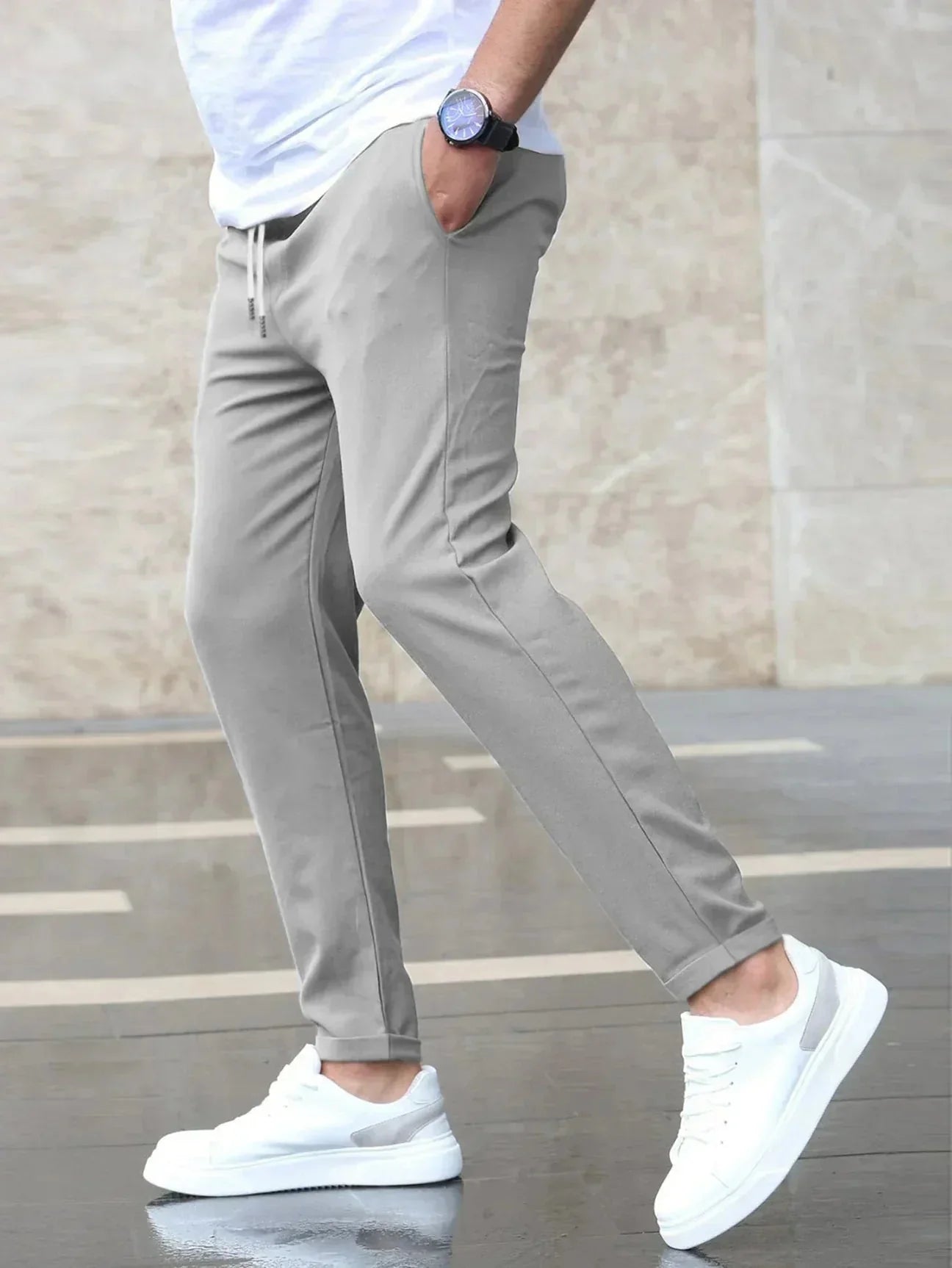 Leo | Men's Slim Fit Tapered Joggers